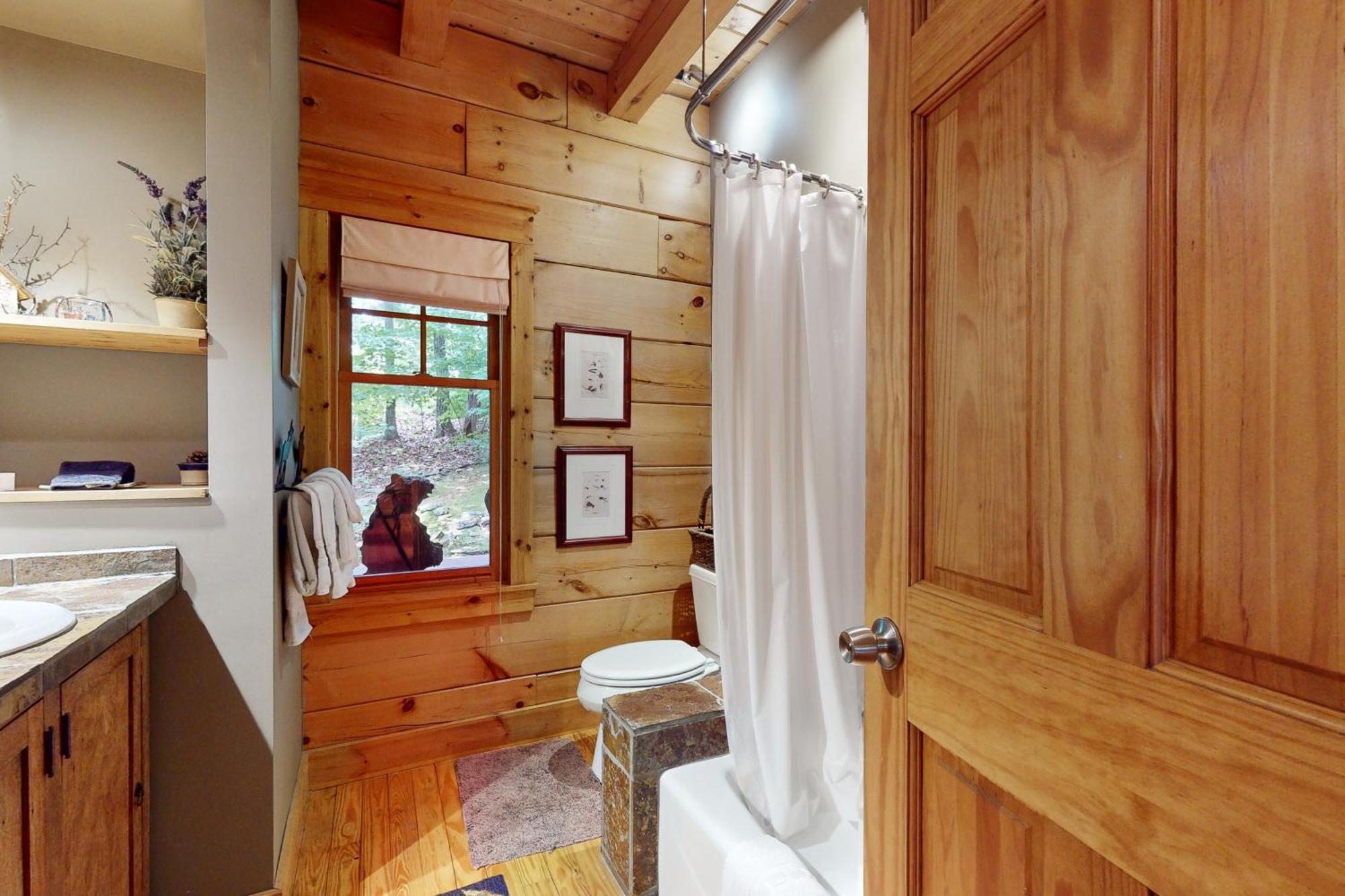 אשוויל Elkhorn Cabin & Eagles Wing Lodge מראה חיצוני תמונה